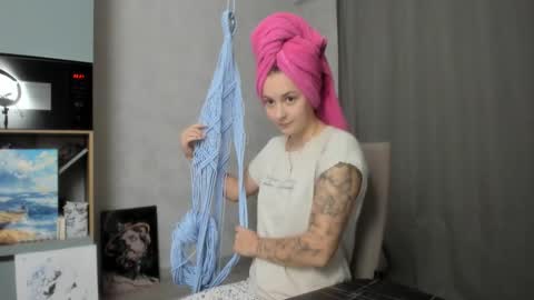 Veronica online show from December 5, 7:26 pm