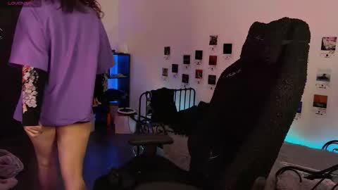 iggy iggz online show from March 16, 3:20 am