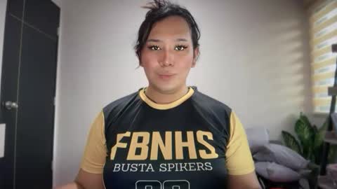 Minna online show from April 20, 9:12 am