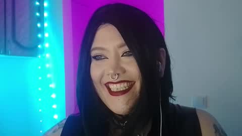 Laura  online show from October 20, 10:02 pm