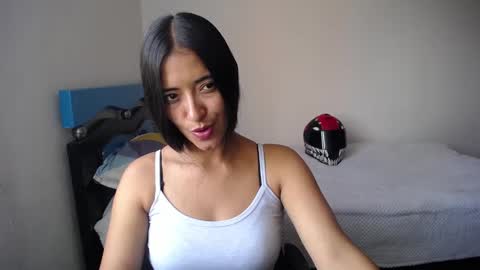 Ilauren online show from February 27, 6:41 pm