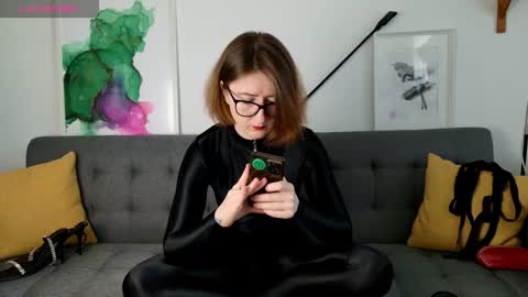 Snapshot of wild_peony chatting on September 16, 10:45 am wild_peony online show from September 16, 10:45 am