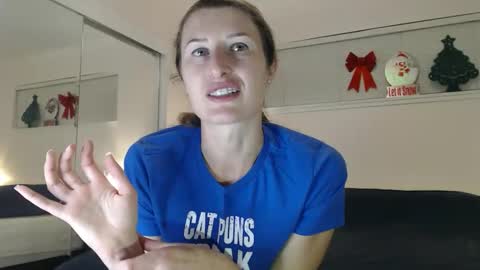 WildRose L - check my Pinned tweet if you dont see me online within 5 minutes after Ive sent email notifications online show from January 19, 1:46 am