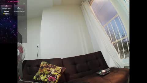 Wild Strawberry online show from February 4, 11:59 pm