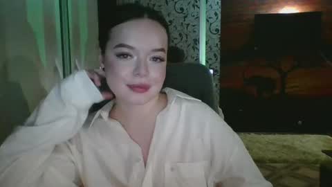 Emma  online show from April 13, 11:05 pm