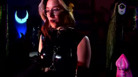 Goddess of two strapons  - Mr. long Don Mr. Pinky online show from September 12, 8:16 pm