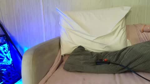 Snapshot of witchbitchmommy chatting on September 22, 8:46 am witchbitchmommy online show from September 22, 8:46 am