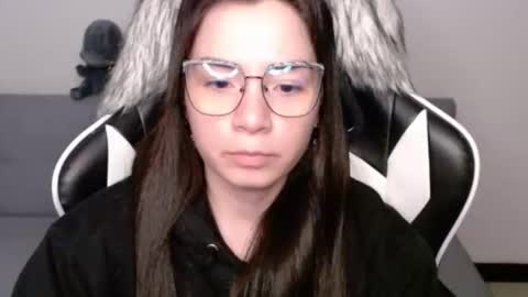 Alex online show from November 23, 3:53 am