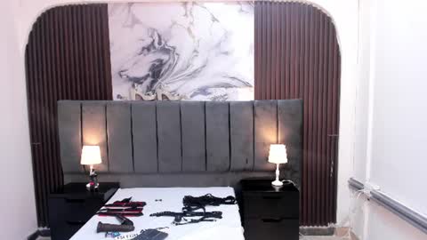 wonderkloe_ online show from June 12, 8:50 pm