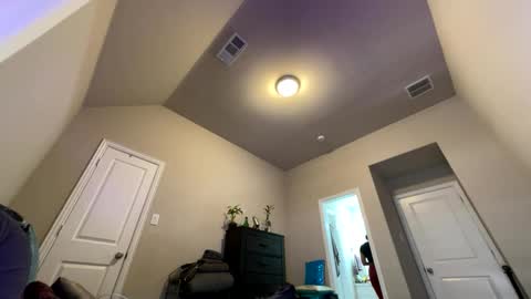 Wynter Heat online show from October 4, 5:39 pm