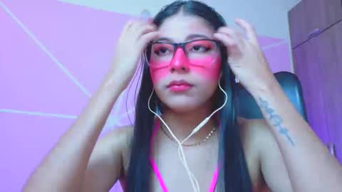 XALLYSONX online show from April 4, 11:42 am