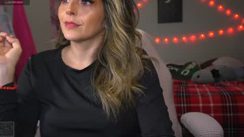 spoil me here  online show from December 4, 10:28 am