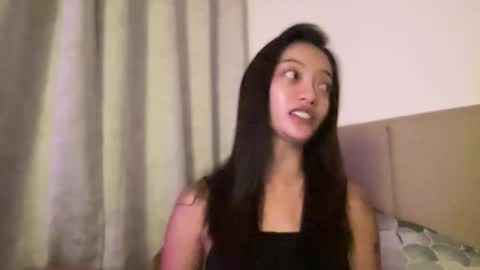 Sachi Cy online show from March 5, 3:30 pm