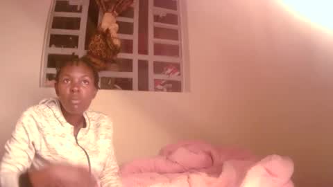 xeenah online show from November 30, 8:46 pm