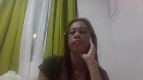 xhotskinny69x online show from February 23, 10:26 am