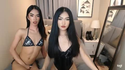ur 1 and only ASH online show from May 4, 6:33 pm