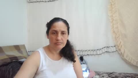 Snapshot of xime5144838 chatting on December 15, 9:09 pm Ximena online show from December 15, 9:09 pm