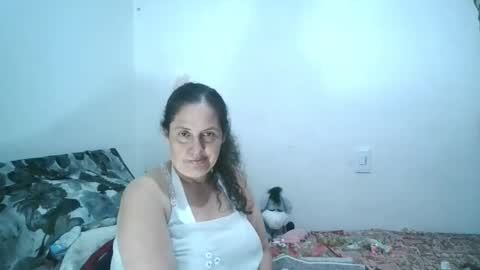 Ximena online show from November 17, 1:39 am