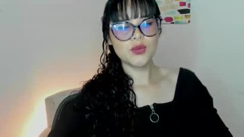 Xina Black online show from January 9, 3:33 am
