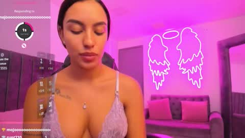 Snapshot of xiomara_cortes chatting on October 1, 7:41 pm xiomara_cortes online show from October 1, 7:41 pm