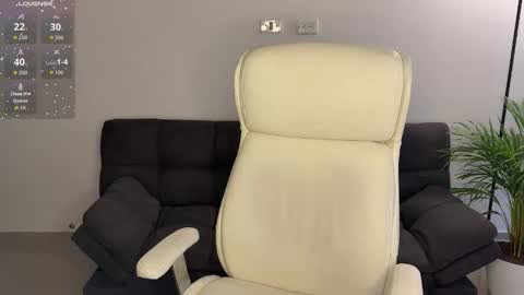 xisisxx online show from September 20, 8:07 pm