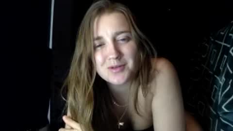 xoxo_laikyn online show from March 12, 5:32 am