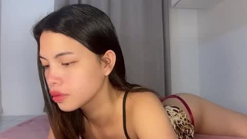 xoxobeatrice22 online show from June 1, 4:03 am