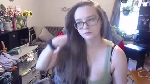 xqueenkendrax online show from July 13, 10:54 pm