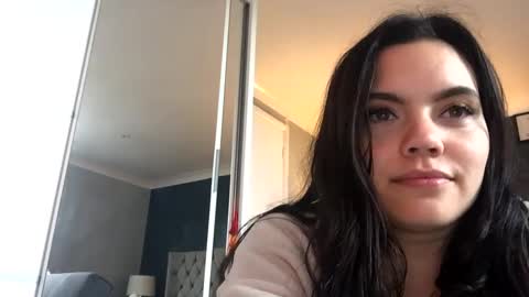 xsexyxsamx online show from February 8, 12:17 pm