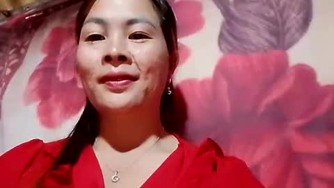 xuxulove00 online show from December 23, 12:36 am