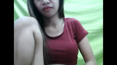 Snapshot of xx_winwin_xx chatting on March 12, 9:23 am Mariel online show from March 12, 9:23 am