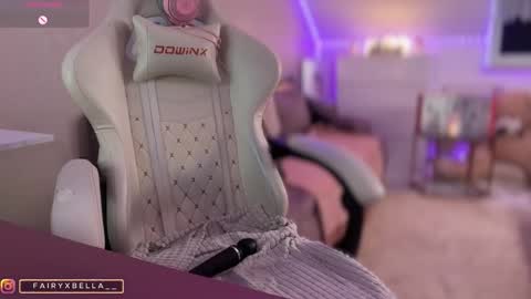 xxfairyxgiiirlxx online show from December 17, 9:46 am