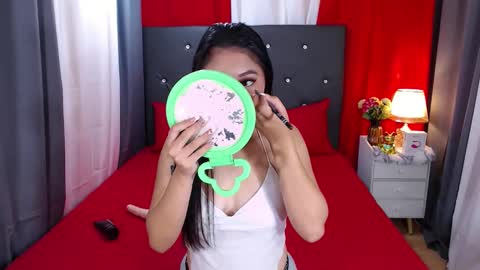 xxnewsweetasianxx online show from January 20, 12:25 am