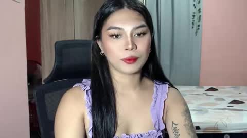 xxstunningmichxx online show from November 24, 5:42 am