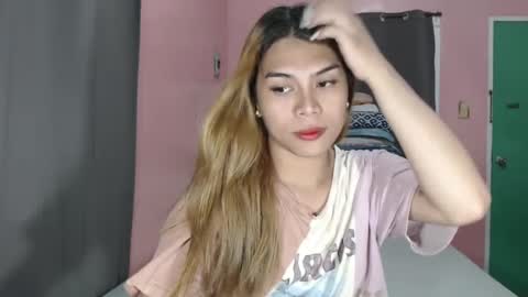 Snapshot of xxstunningmichxx chatting on January 27, 4:09 am xxstunningmichxx online show from January 27, 4:09 am