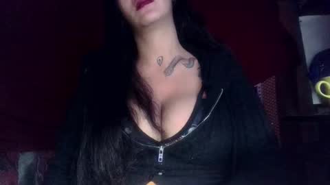   LILI  online show from January 15, 7:36 am