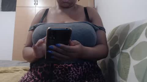 Ayanda online show from March 5, 9:27 am