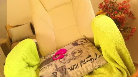 Snapshot of xxxoka chatting on March 3, 6:42 am Xxxoka online show from March 3, 6:42 am