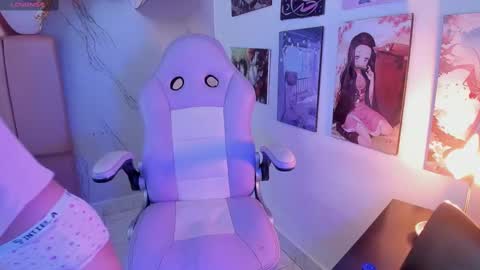 Snapshot of yadrihill_ chatting on October 31, 12:42 pm Yadrill online show from October 31, 12:42 pm