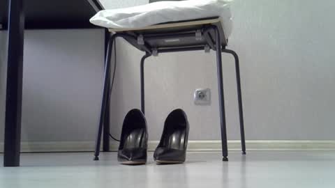 Dina online show from April 4, 3:27 am