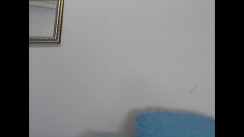 yakissmit online show from February 7, 5:22 am