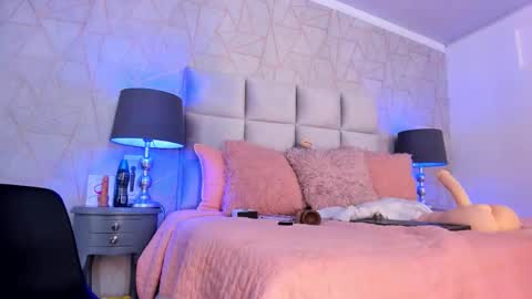 Yara Bliss  online show from February 14, 3:41 am