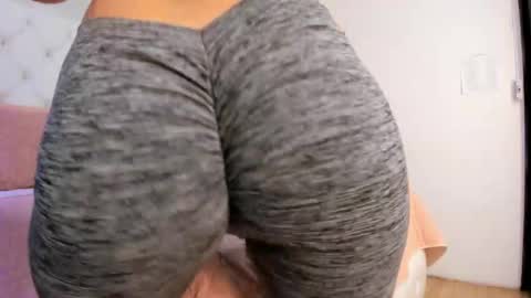 Yara Bliss  online show from October 9, 4:33 pm