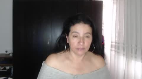 yasmin_love85 online show from December 16, 4:49 pm