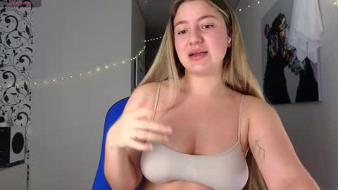 Yasyaa  online show from February 1, 2:16 am