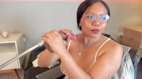 yeika_foxy online show from January 7, 11:24 am