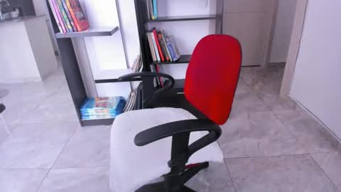 yenlo01 online show from September 24, 9:47 pm