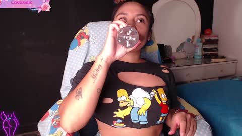 Yesi online show from February 1, 3:28 pm