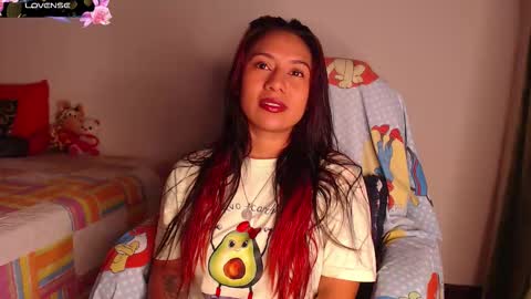 Yesi online show from September 17, 2:59 pm