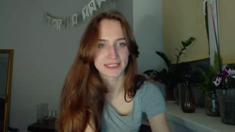 Snapshot of yes_to_heaven chatting on March 5, 9:39 pm Zoe online show from March 5, 9:39 pm